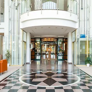 Atomis Munich Airport By Mercure Germania